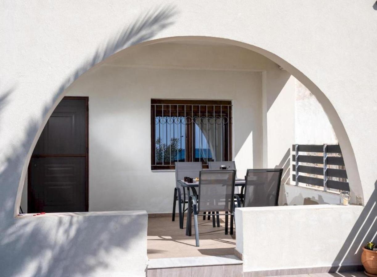 Atalanti Seaside Junior Suites Keratokampos Exterior photo